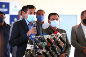 Governo do Amazonas lança edital internacional para aquisição de 6,6 mil armas
